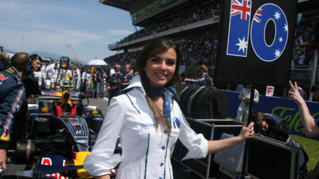 商战传奇手游游戏推荐哪个？(传奇手游道士主加哪个技能？)插图