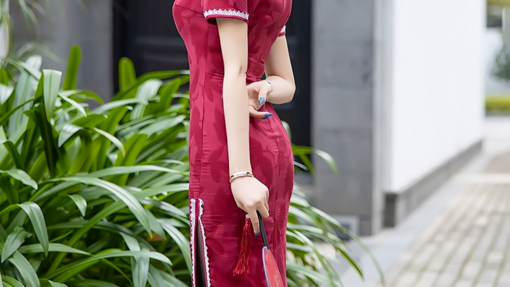 手游传奇哪个区装备值钱？(手游天尊传奇什么职业好？)插图