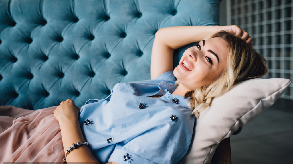 复古传奇手游都爆什么？(何冰主演的什么传奇手游？)插图