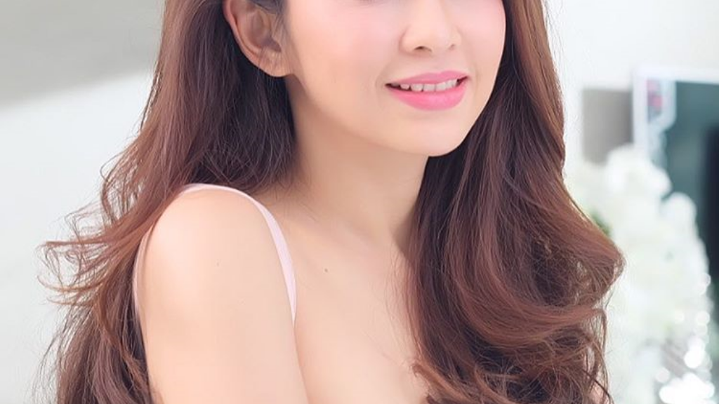 手游什么传奇带英雄好用？(哪个传奇手游可以自由交易装备？)插图