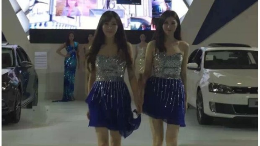 官方传奇正版手游是什么？(冰雪传奇单职业黑色地狱出什么？)插图