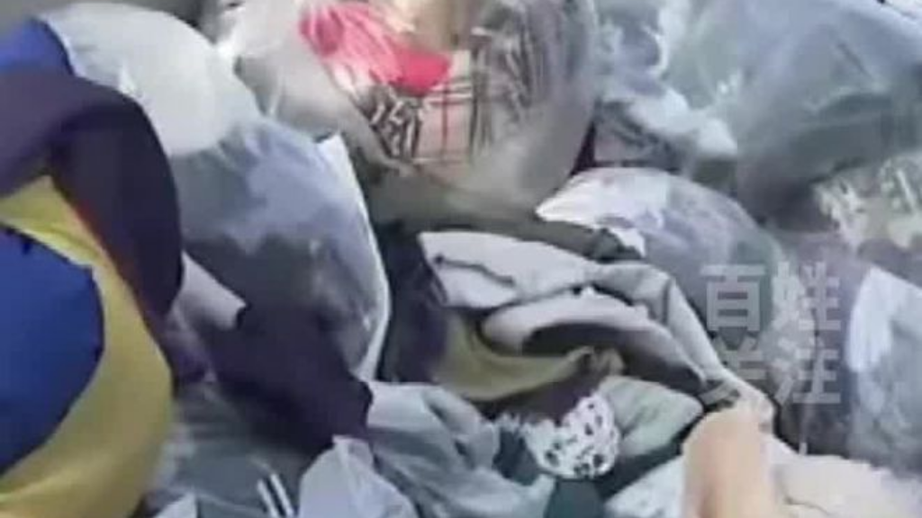 嘟嘟传奇手游哪个好玩？(传奇4手游国服什么时候出？)插图