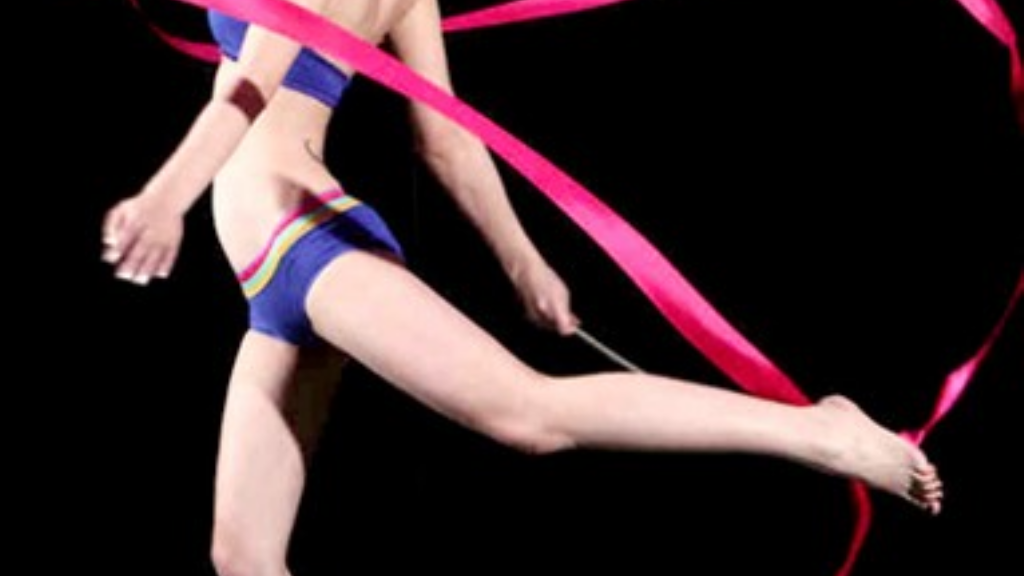 cf手游传奇晋级赛团队用什么枪？(传奇手游视频哪个好玩？)插图