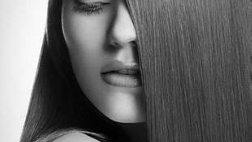 手游传奇哪个版人多点？(传奇4手游封号是什么样的？)插图