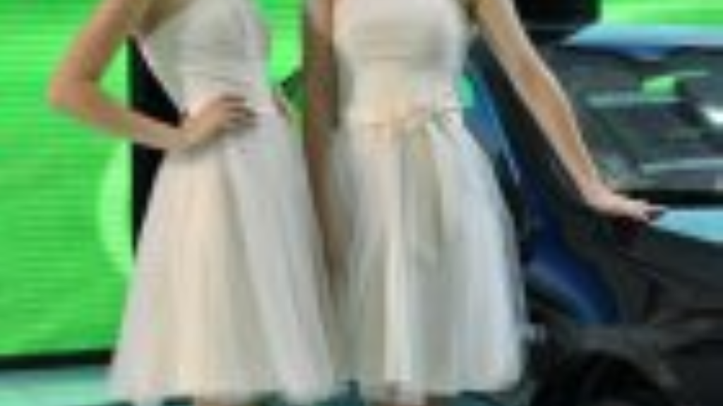 传奇霸业手游哪个平台人多？(传奇世界手游氏族是什么？)插图