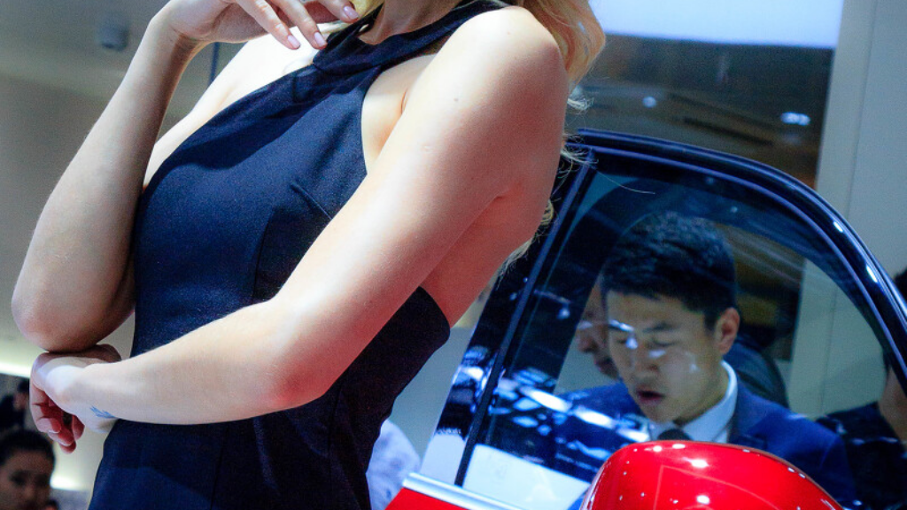 手游传奇哪个好玩能赚钱？(手游传奇法师能找什么？)插图