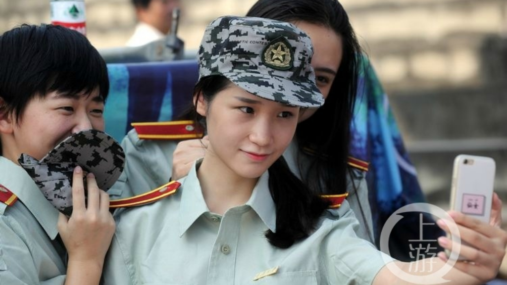 开传奇sf怎么样？(传奇十年单职业哪里能玩？)插图