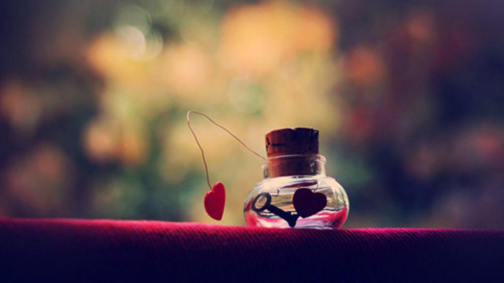 手游传奇幸运项链有什么用？(手游传奇哪个职业最火？)插图