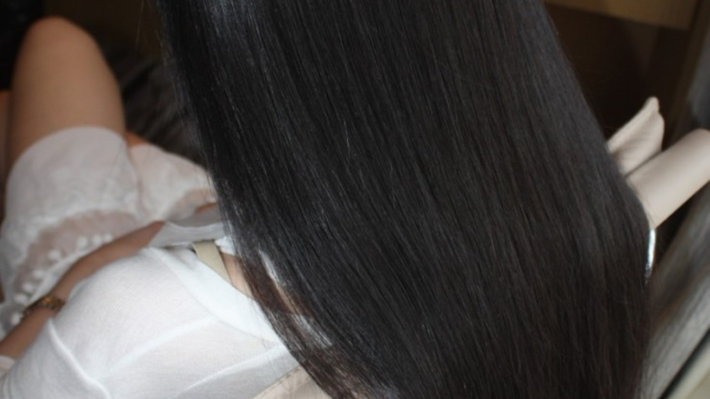 哪个手游传奇可以充值1元？(传奇世界手游什么版本好玩？)插图