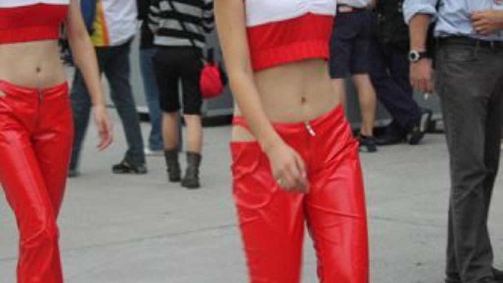 实况手游传奇卡是什么卡？(雷霆传奇手游用什么职业好？)插图