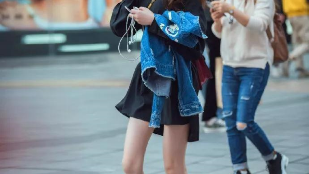 哪个app传奇手游最多？(传奇手游广告为什么那么多？)插图