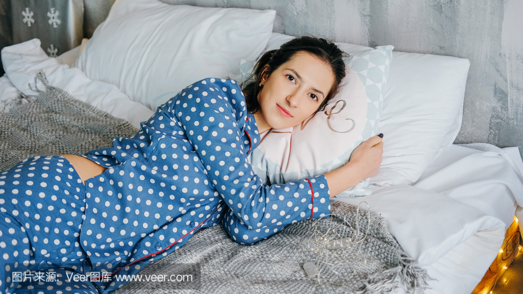 怎么在自己电脑上设置传奇sf？(幻灵法神的传奇手游叫什么？)插图