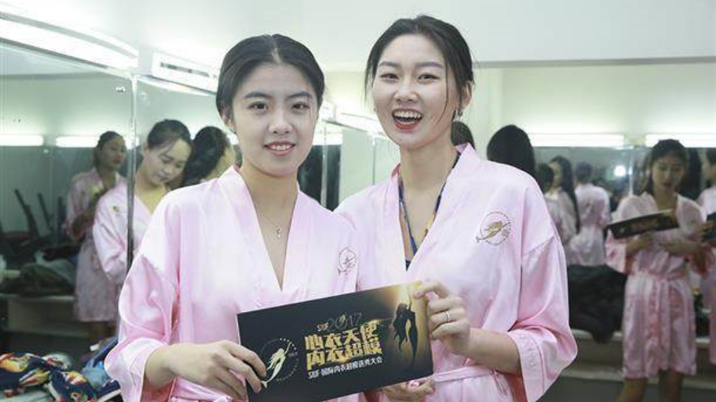 传奇手游弓手武器选什么好？(为什么传奇手游都是一样的？)插图