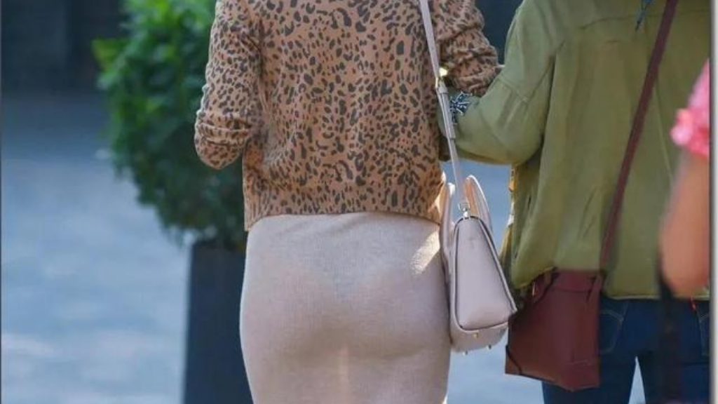 哪个传奇手游版本最大？(冰雪复古传奇手游哪个好？)插图