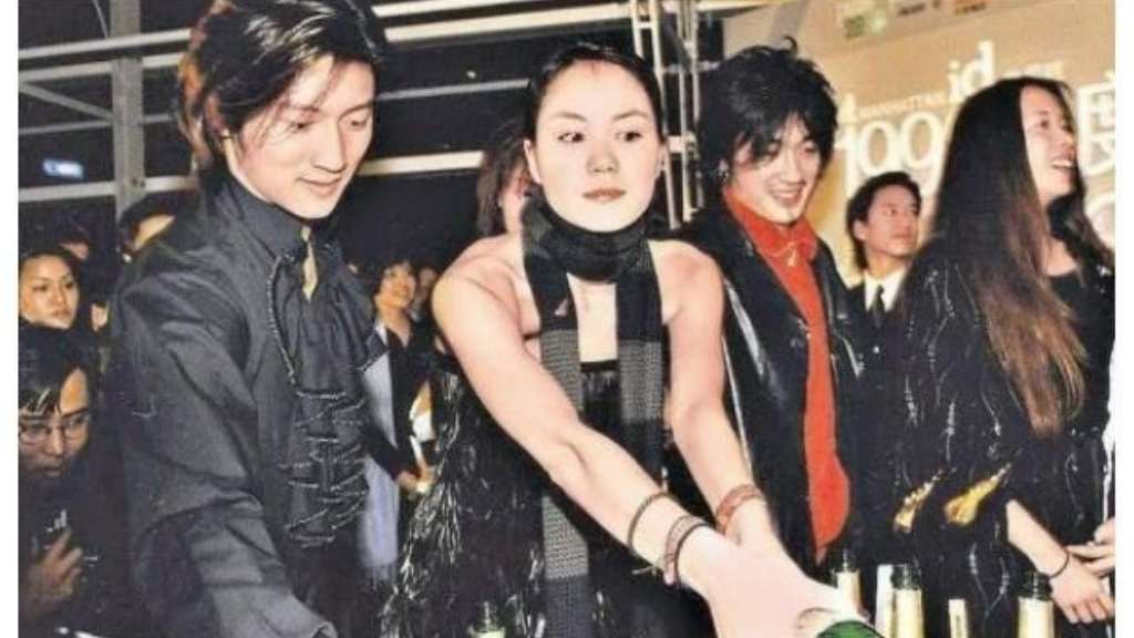 复古传奇手游什么组队？(手游传奇主玩什么职业最好？)插图