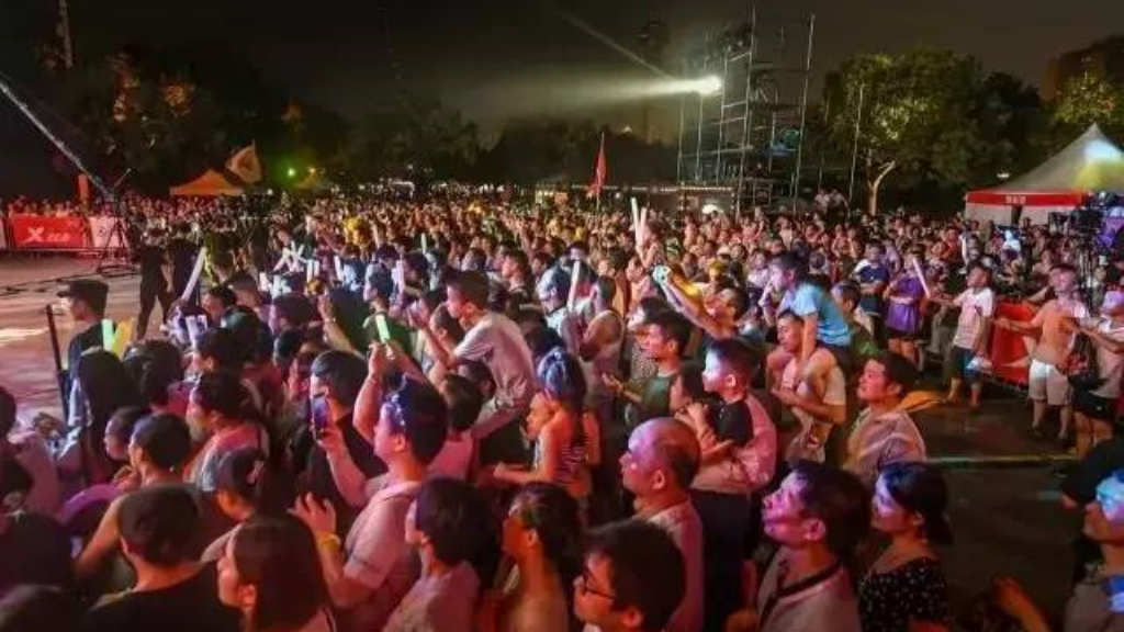 单职业传奇为什么那么多人玩？(热血传奇怎么单职业？)插图