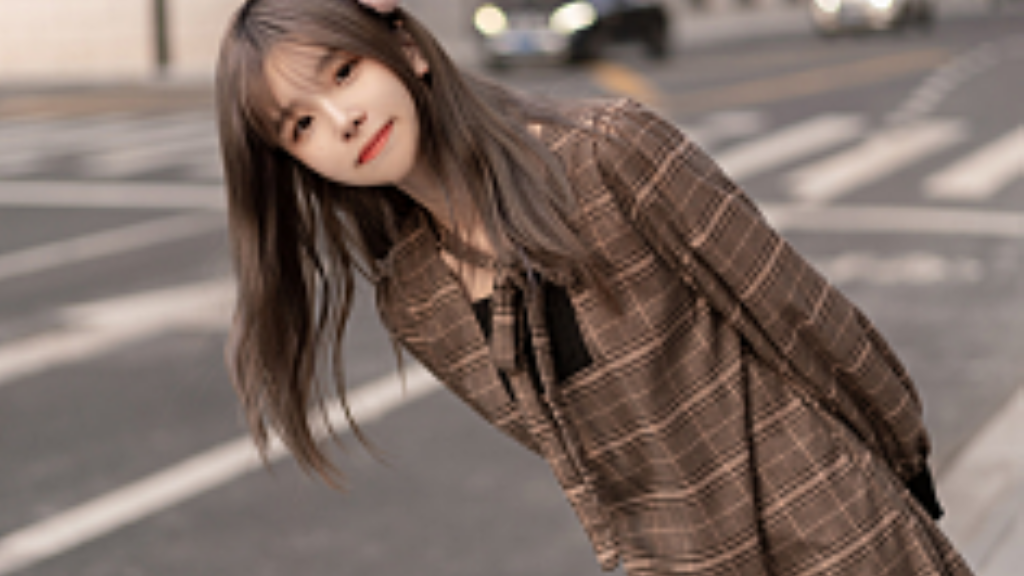 为什么传奇手游很多客户端？(传奇世域手游哪个区人多？)插图