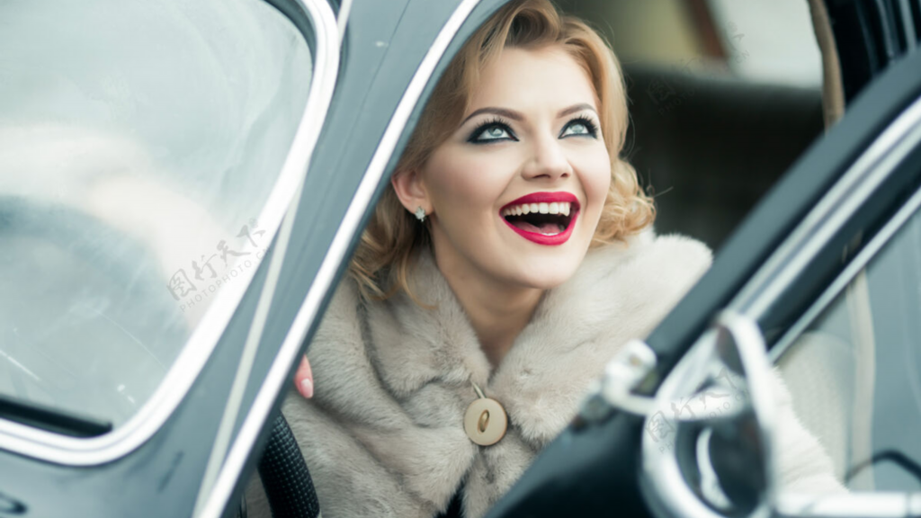 初中生玩什么传奇手游？(为什么玩传奇手游会卡？)插图