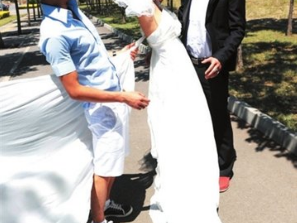 传奇属于什么手游类型的？(九龙传奇手游哪个职业好玩？)插图