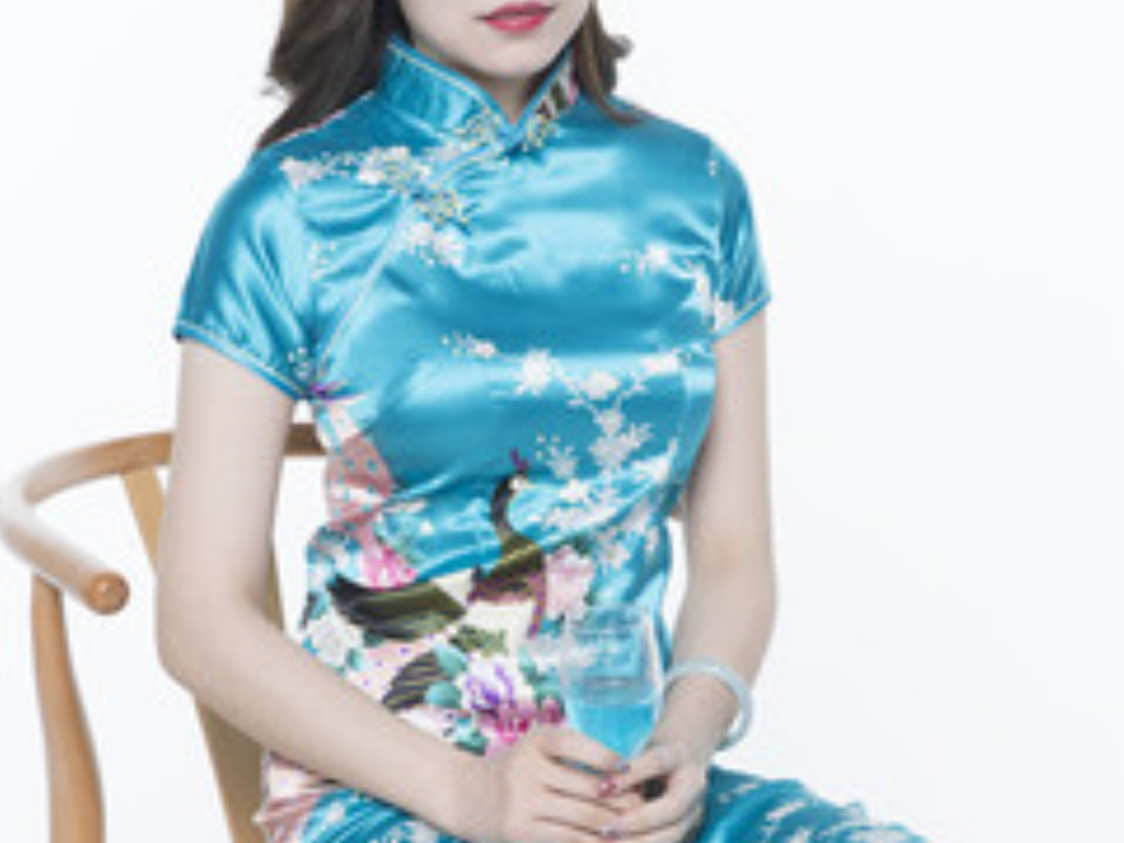 传奇类手游哪个正规？(cf手游电竞传奇第四章给什么？)插图