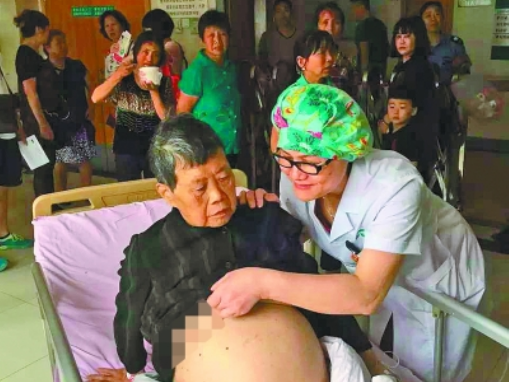 传奇盛世手游为什么进不去？(单职业怎么打传奇装备商人？)插图