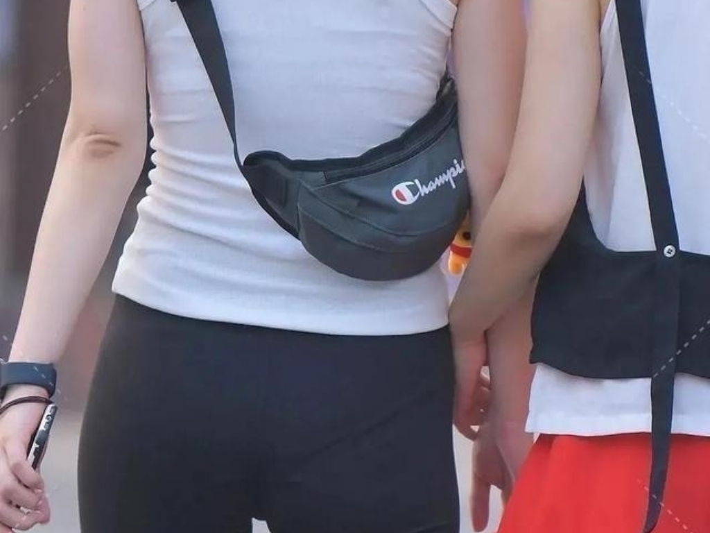 传奇类手游哪个能赚钱？(手游传奇类哪个人多？)插图