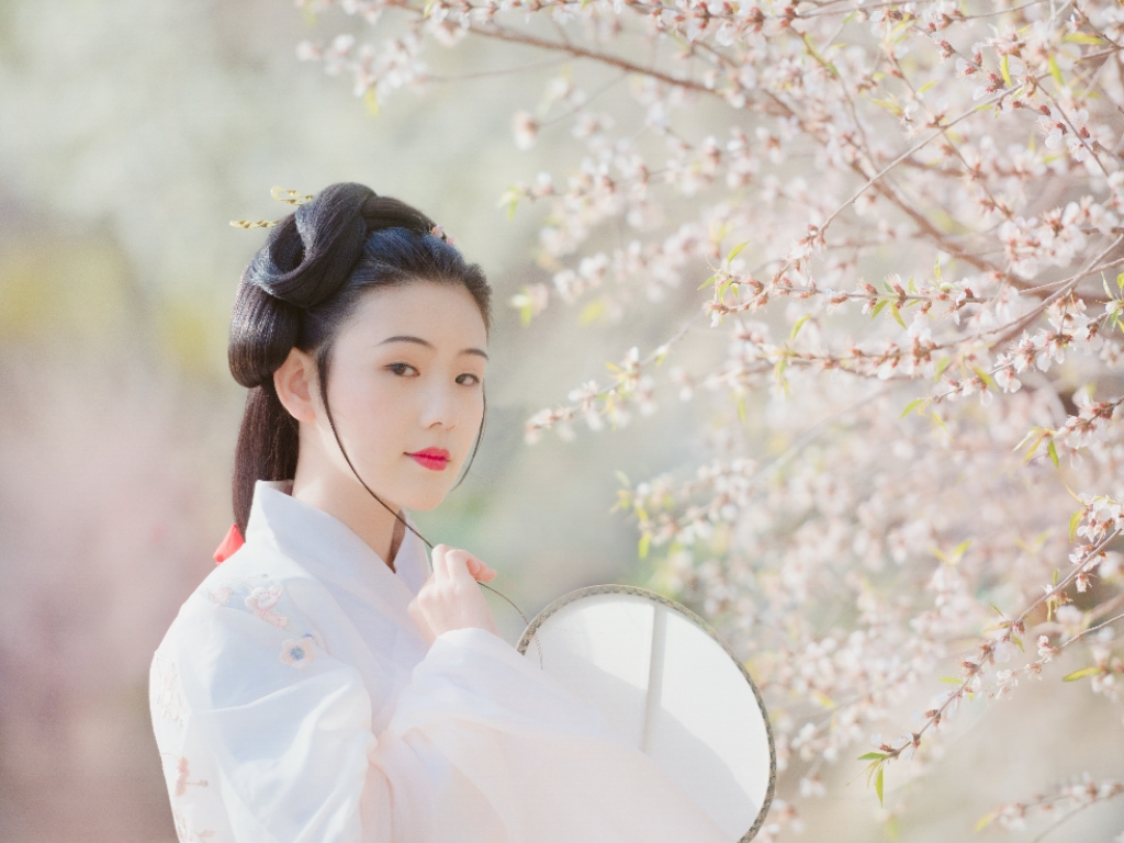 传奇手游最好的是哪个？(传奇手游哪个套装好打怪？)插图