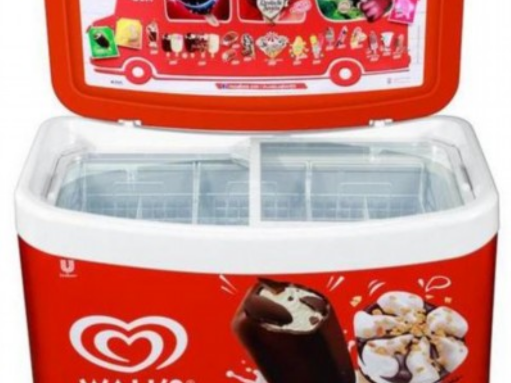 免费传奇手游服务端是什么？(蓝月传奇手游元宝有什么用？)插图