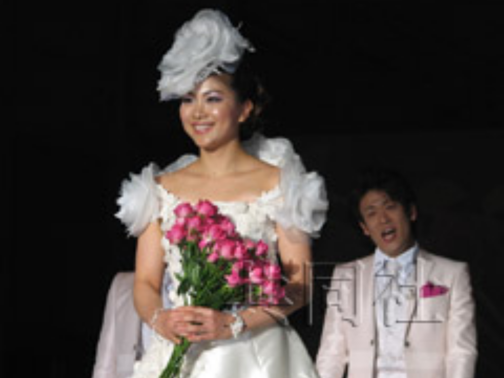 传奇手游送vip盒子有什么用？(传奇4手游哪个是新区？)插图