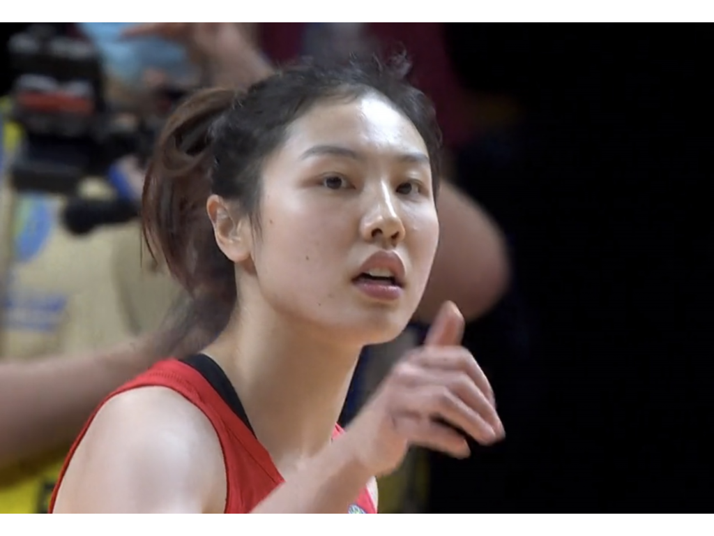 传奇手游哪个戒指好用女？(传奇手游哪个最值得玩？)插图