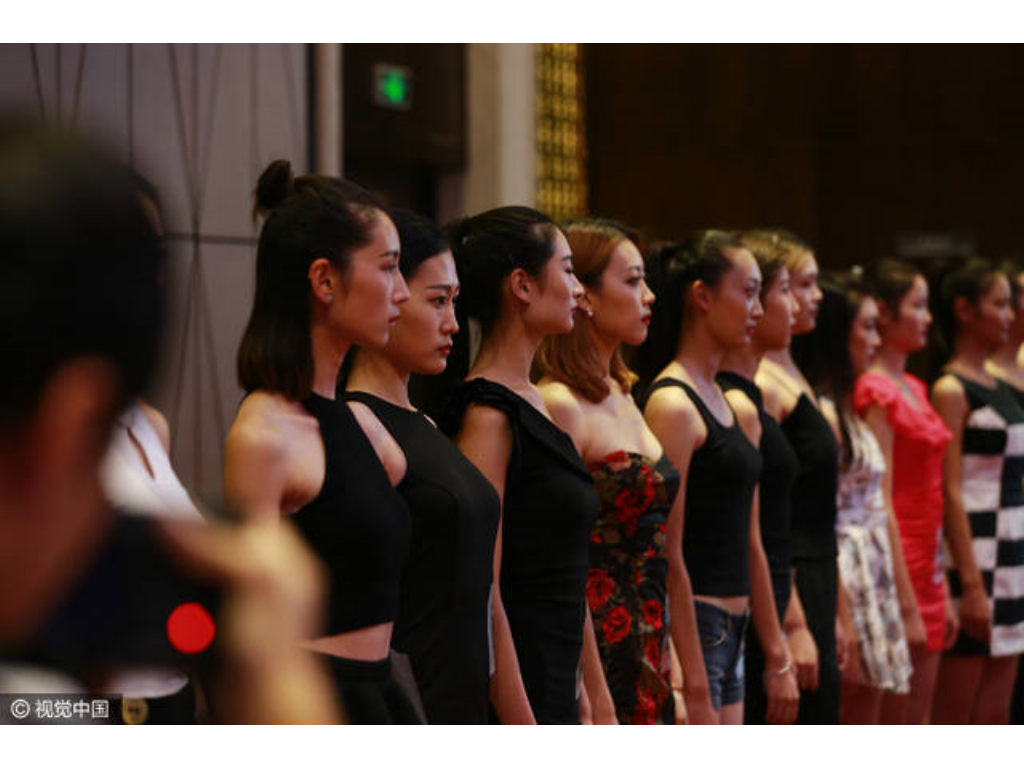 传奇英雄的手游叫什么游戏？(真正的无充值传奇手游是什么意思？)插图