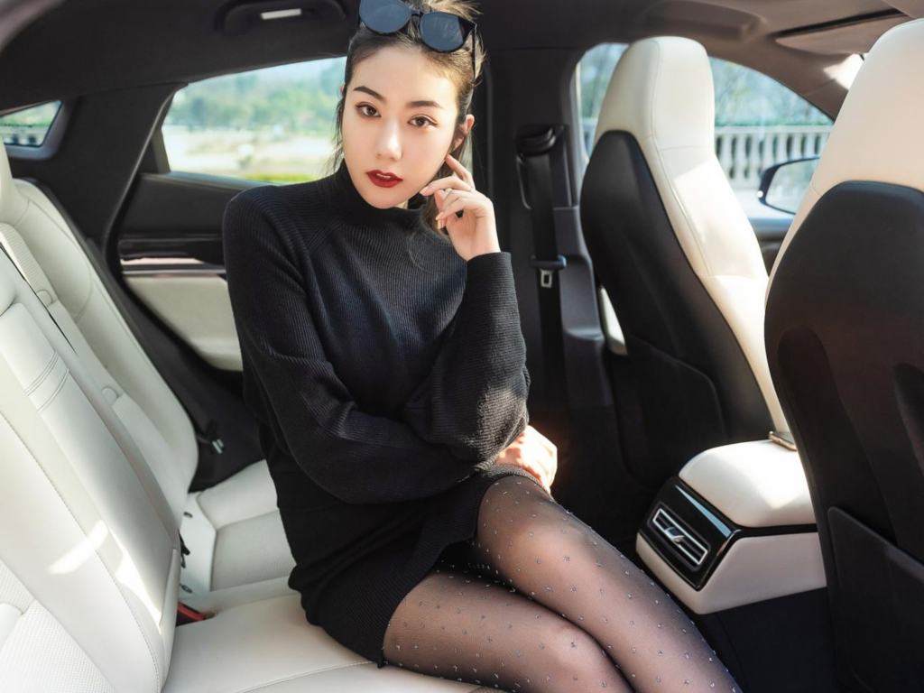 传奇霸业手游不花钱玩什么？(传奇手游什么职业升级快？)插图