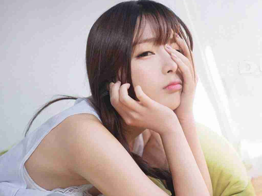 传奇手游广告女主角叫什么？(有什么手游传奇能玩？)插图