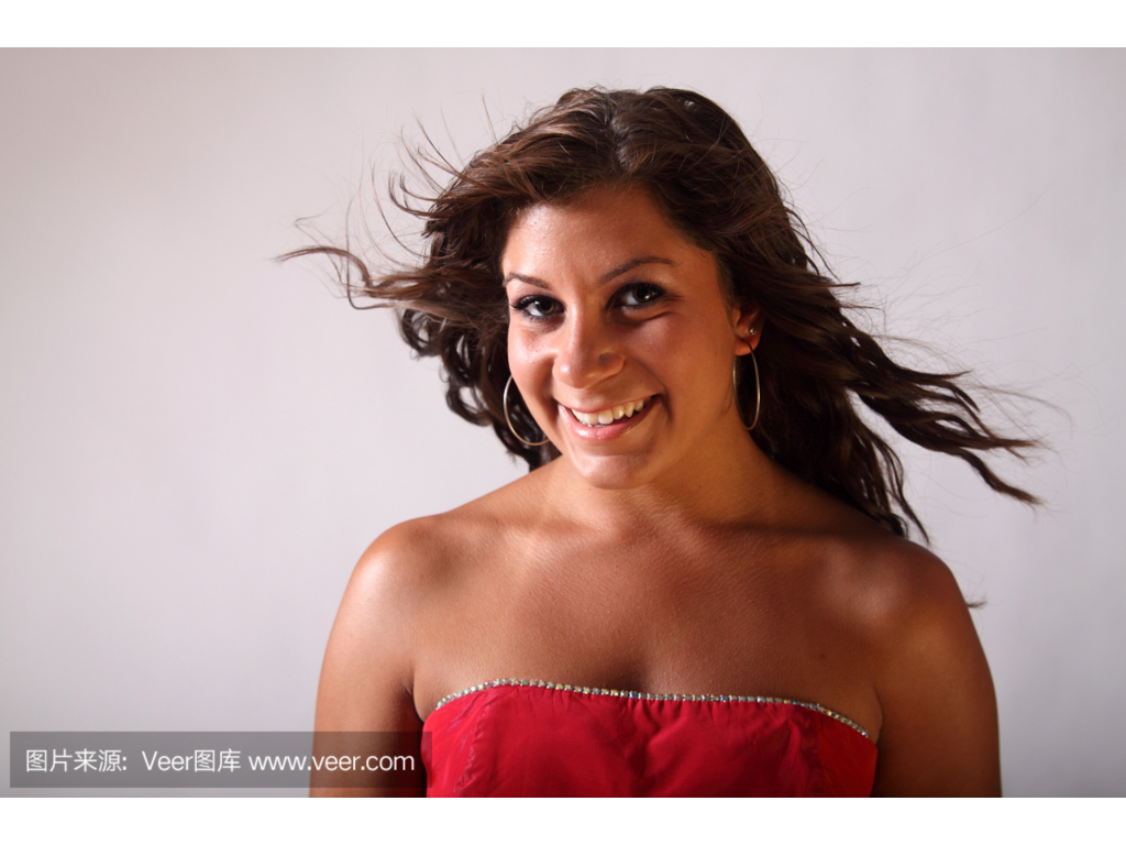 传奇手游哪个能赚钱？(传奇4手游网址是什么软件？)插图