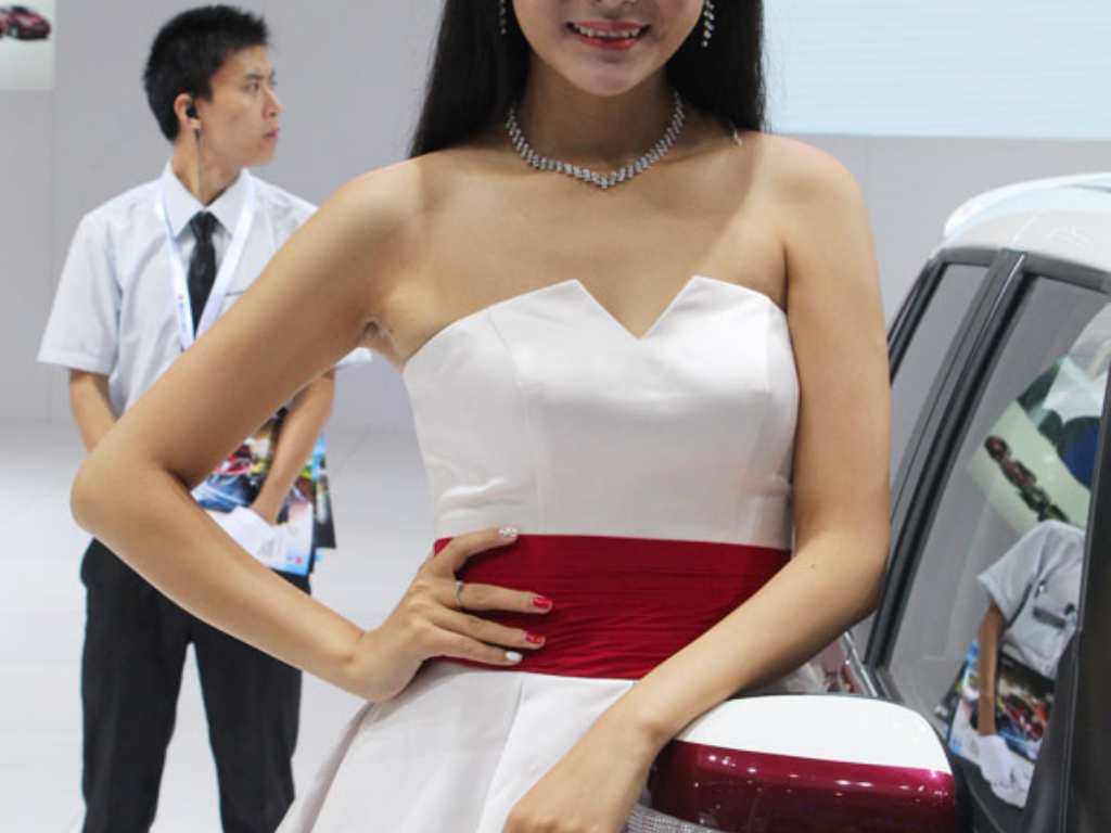 传奇手游的直播软件叫什么？(传奇手游初学选什么英雄？)插图