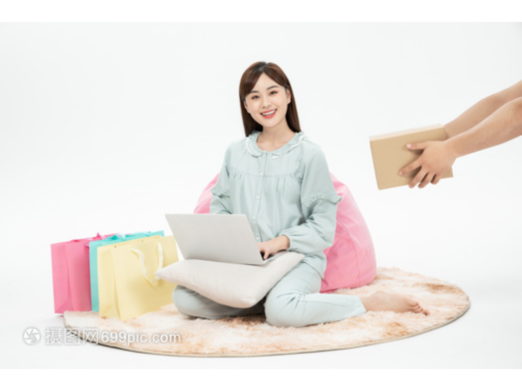 传奇手游西装属性选择哪个？(什么的传奇手游好玩儿啊？)插图