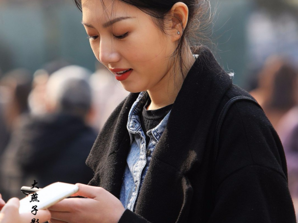 传奇手游哪个可以赚钱最快？(传奇手游哪个可以合装备？)插图