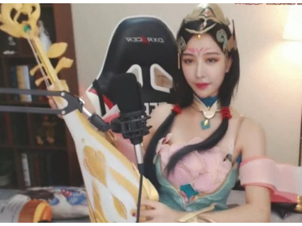 传奇手游现在什么职业好玩？(176传奇手游哪个武器好？)插图