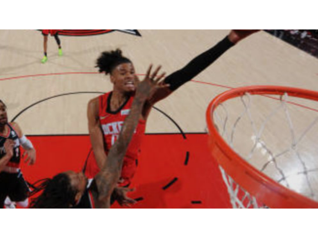 传奇手游装备有什么？(龙渊单职业传奇怎么打？)插图