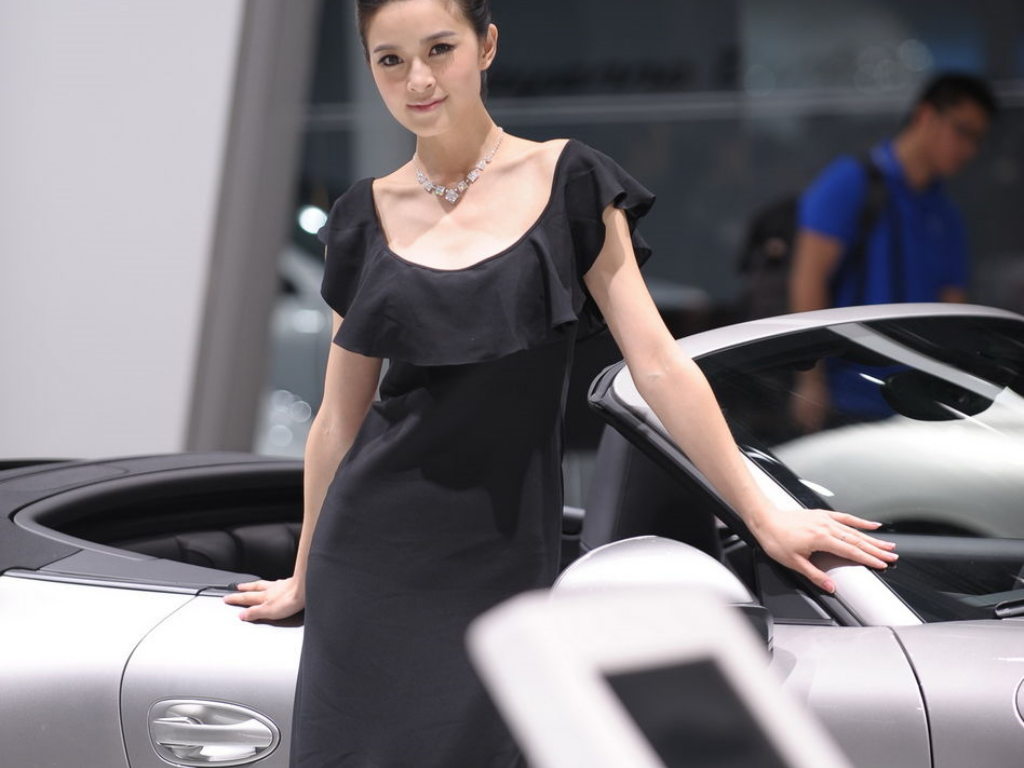 传奇手游藏宝阁出什么东西？(传奇手游用什么配置的电脑？)插图