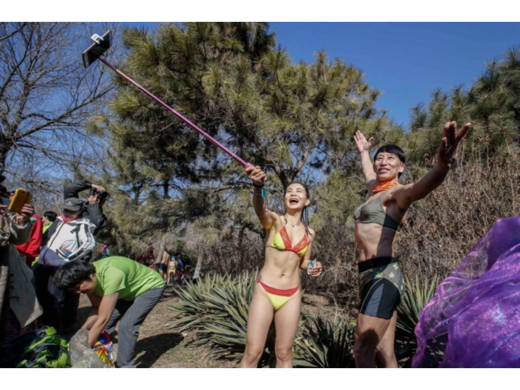 传奇手游脚本哪个好用吗？(单机传奇手游直播推荐哪个？)插图