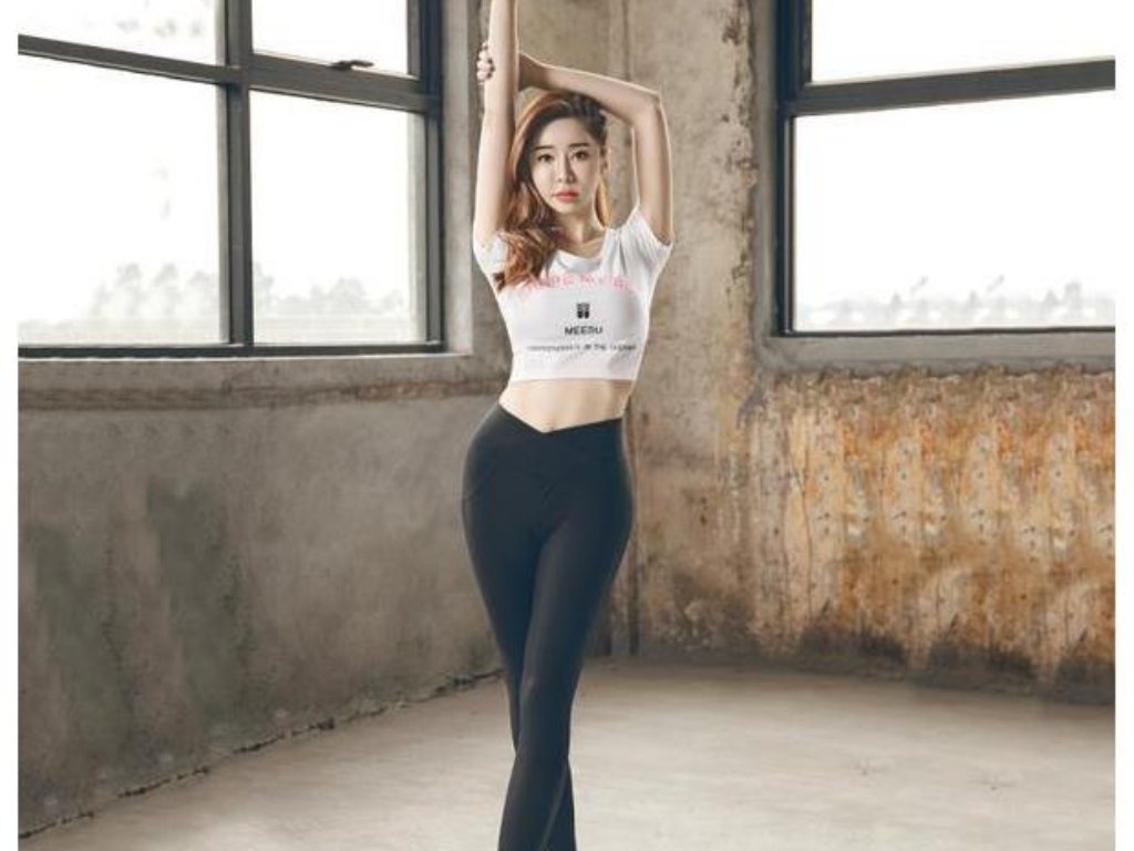 手游轩辕传奇哪里看坐骑？(近期热门传奇手游有哪些？)插图