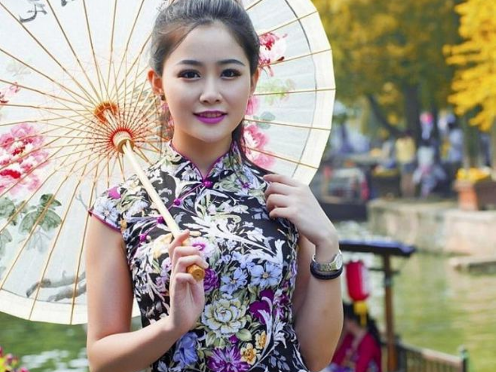 热血传奇手游如何炼丹？(传奇4手游铁匠在哪里？)插图