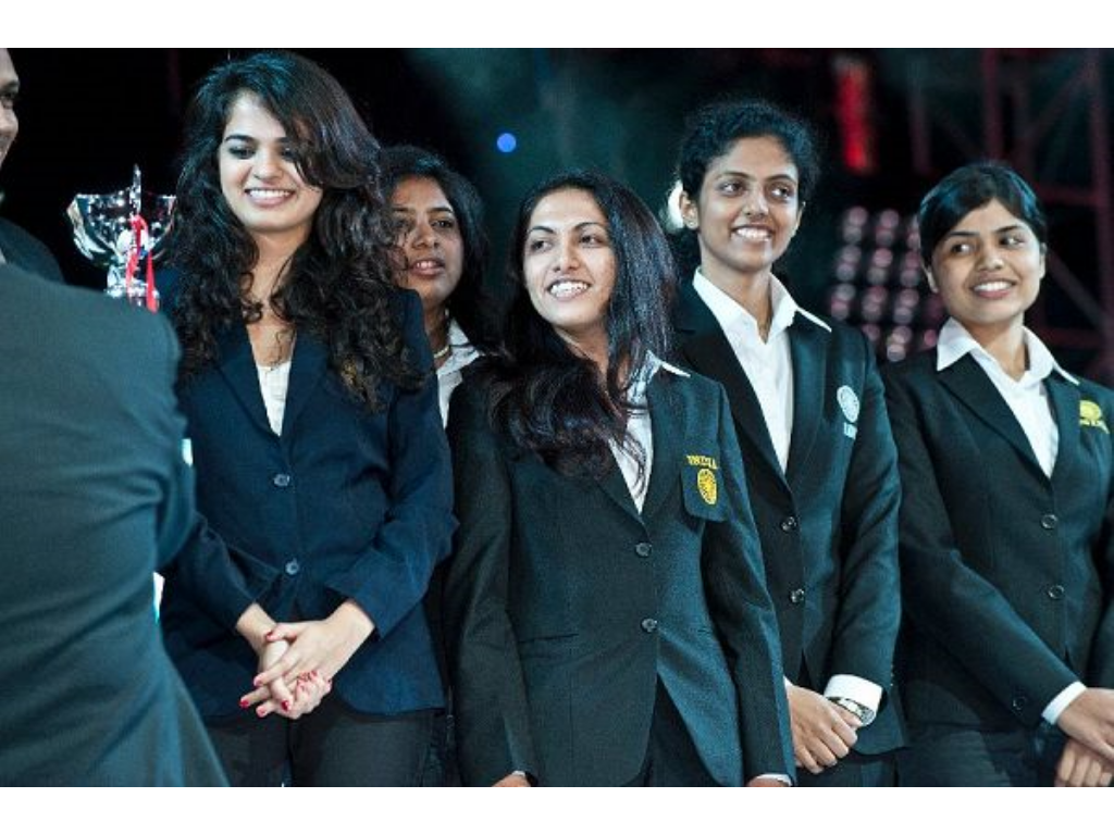 还有哪些传奇手游？(真正传奇画质的手游有哪些？)插图