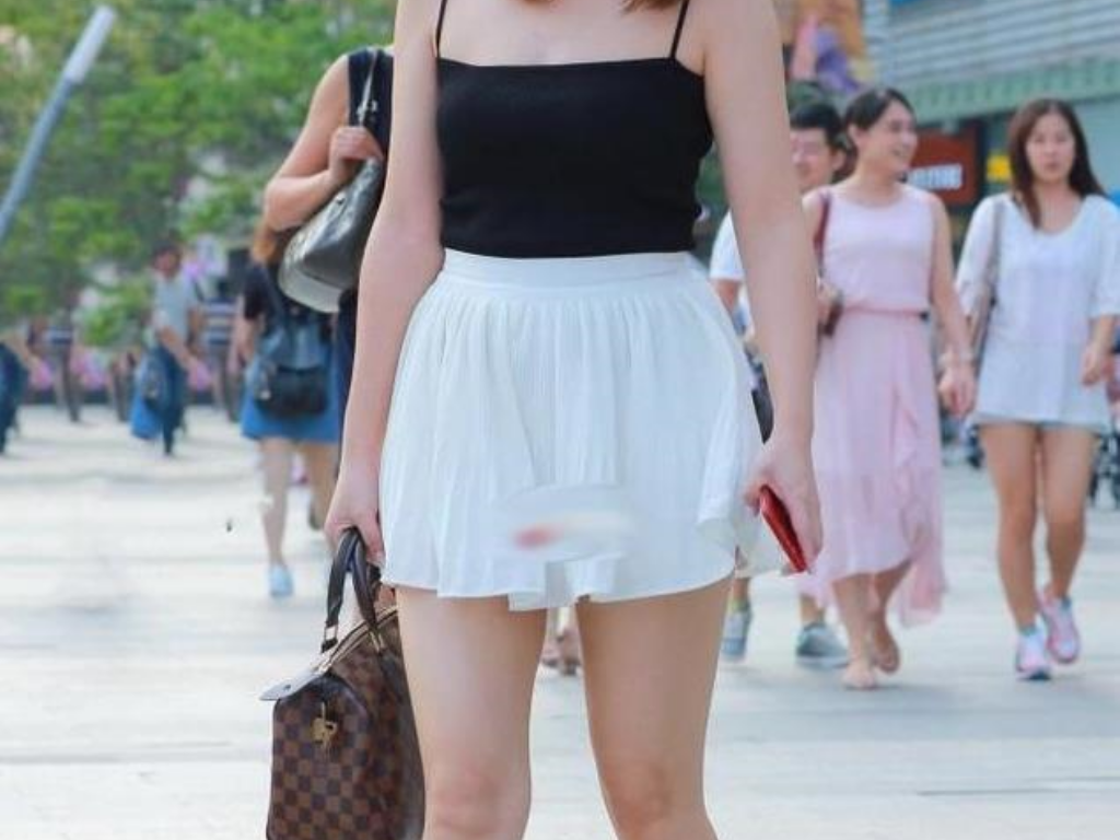 招募传奇手游有哪些？(传奇手游银锭在哪里？)插图