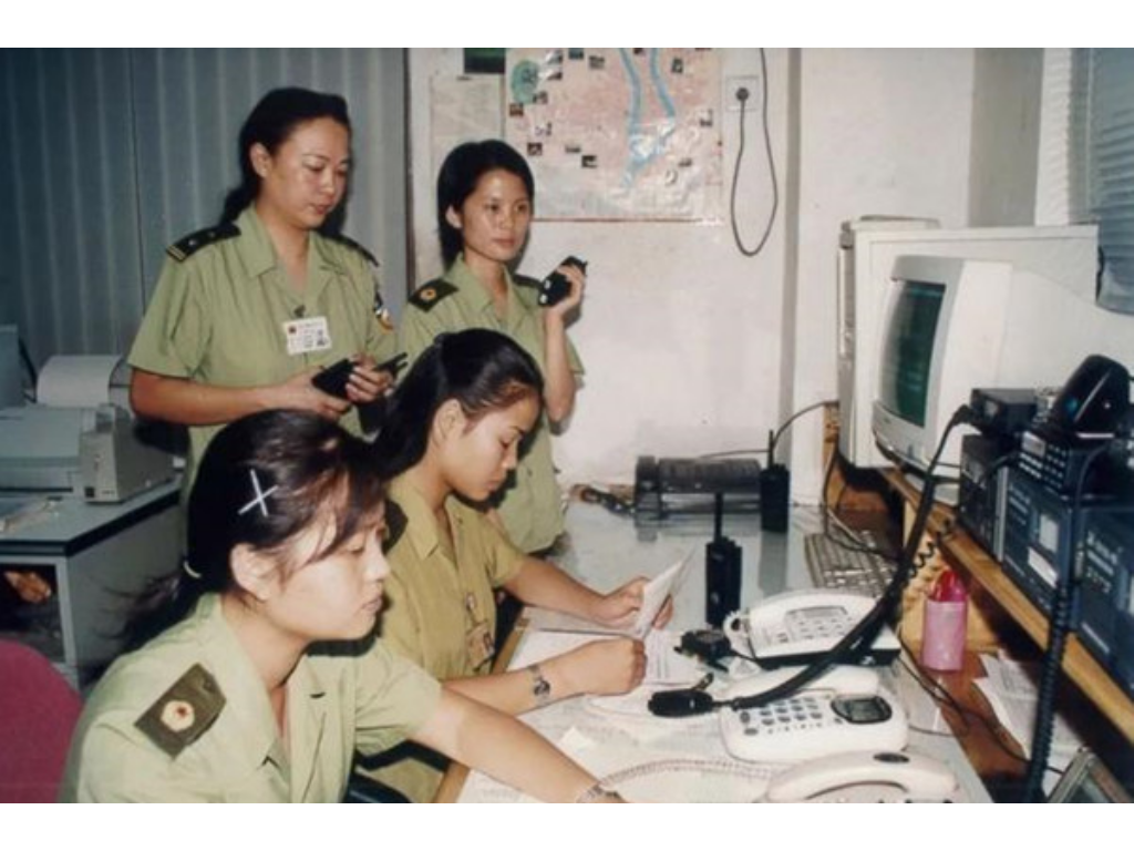 轩辕传奇手游v8要充多少钱？(传奇手游多少级有装备箱？)插图