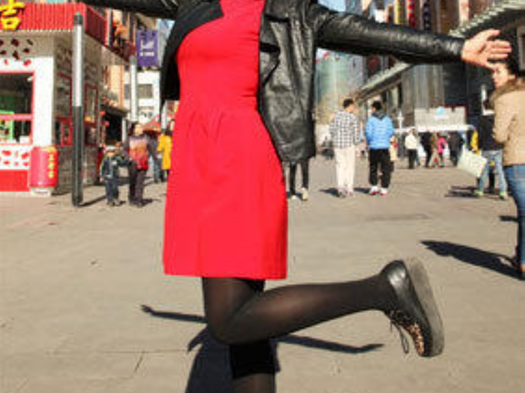 纯免费传奇手游广告多少？(传奇手游自己如何运营赚钱？)插图