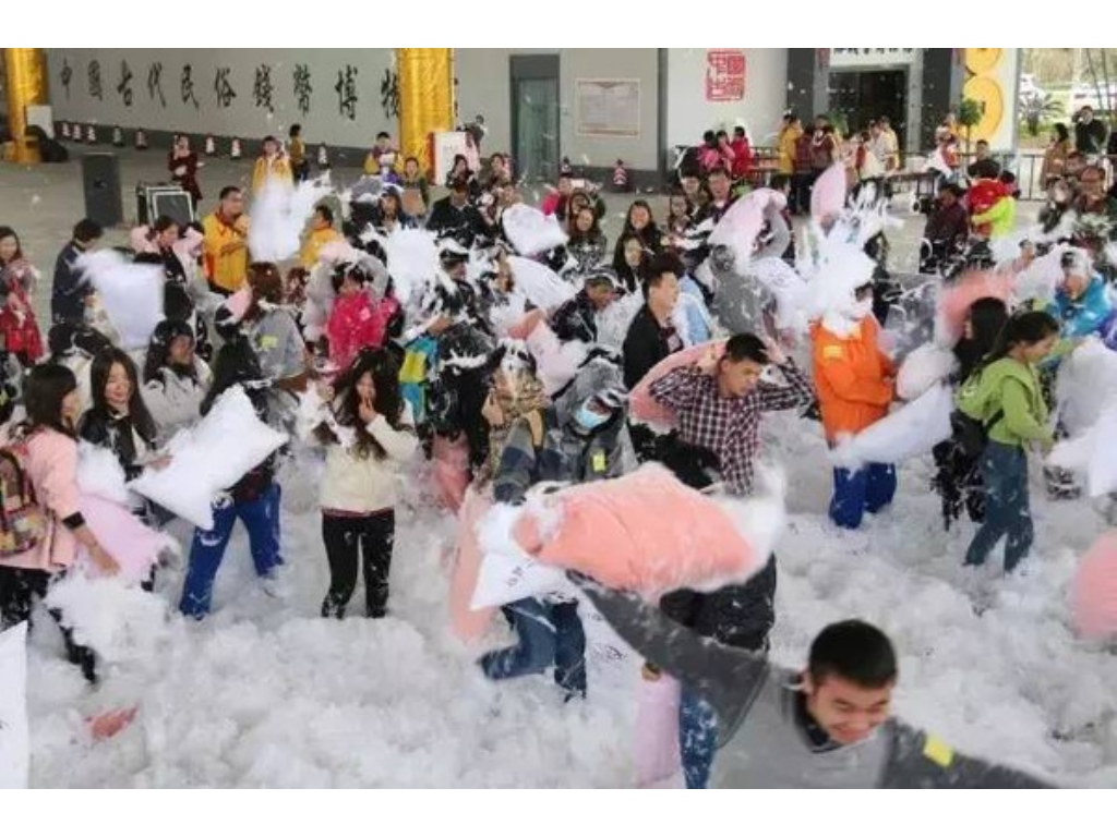 轩辕传奇手游充多少钱到v8？(链游传奇手游搬砖推荐哪个？)插图