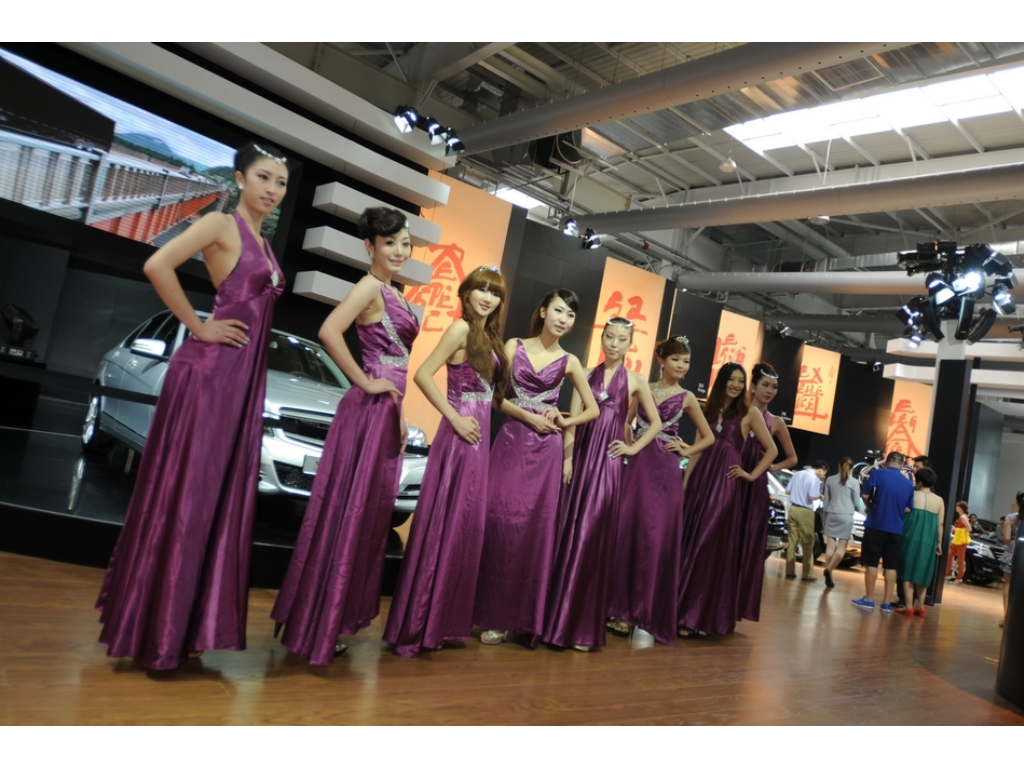 联想平板如何玩传奇手游？(手游传奇天下扫荡券在哪里？)插图