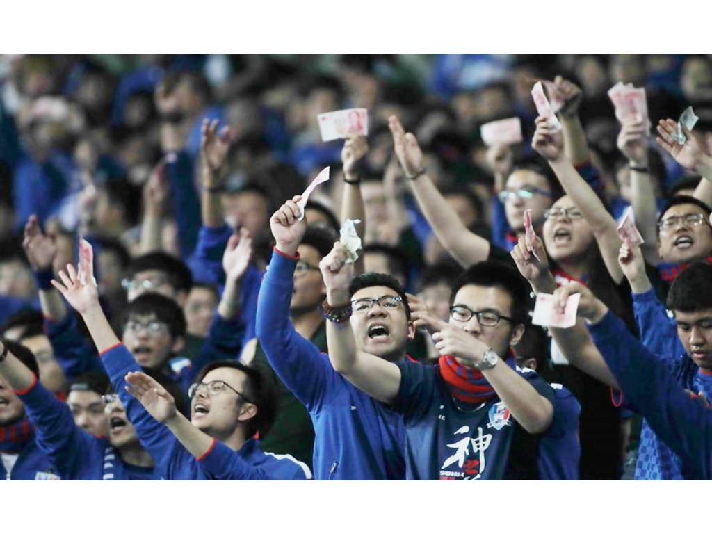 传奇4手游有什么服装好？(热血传奇手游护法选择哪个？)插图